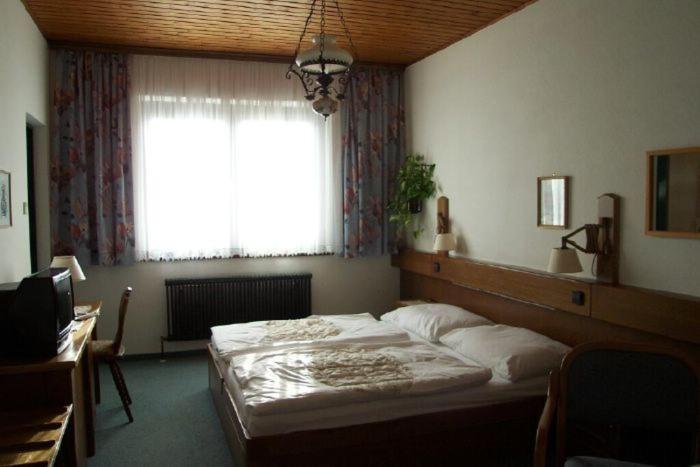 Pension Haus Böhm Gumpoldskirchen Zimmer foto